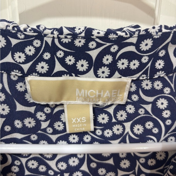 Michael Kors Blue and White Patterned Top 100% Silk XXS - Picture 7 of 9